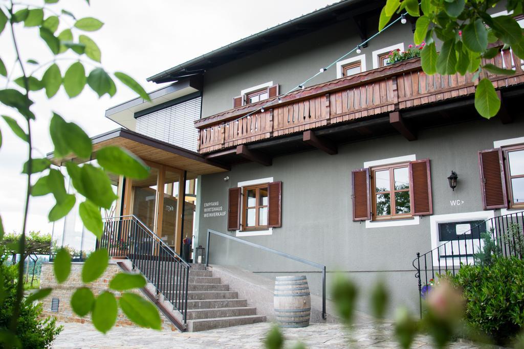 Weinhotel Maitz Wolfgang Ratsch an der Weinstrasse Exterior photo